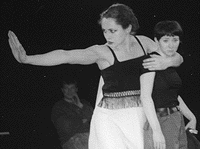 Monumental_Lily Brik